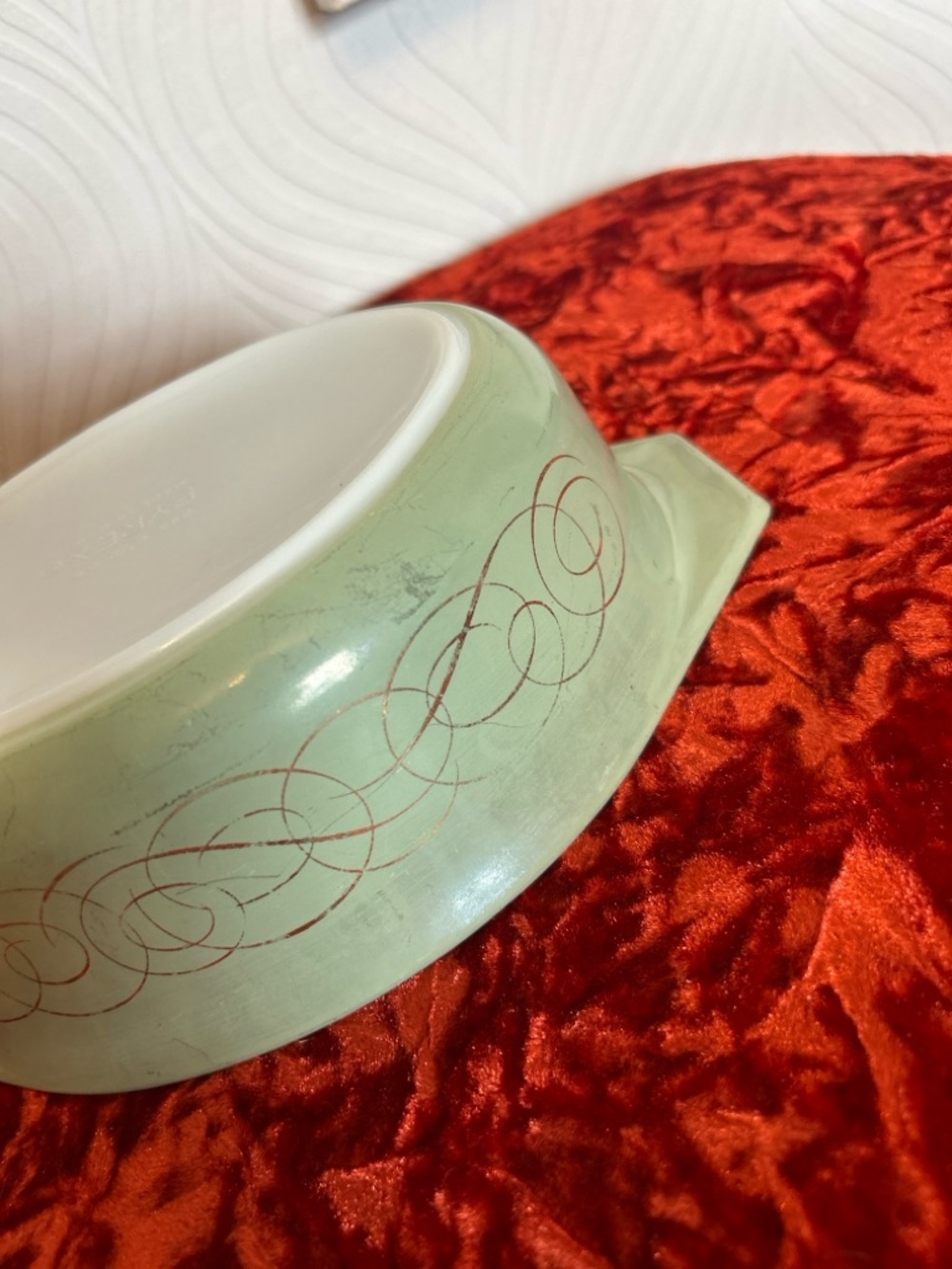 Vintage Pyrex 1960 Promotional Green Scrolls Casserole - Picture 7 of 9
